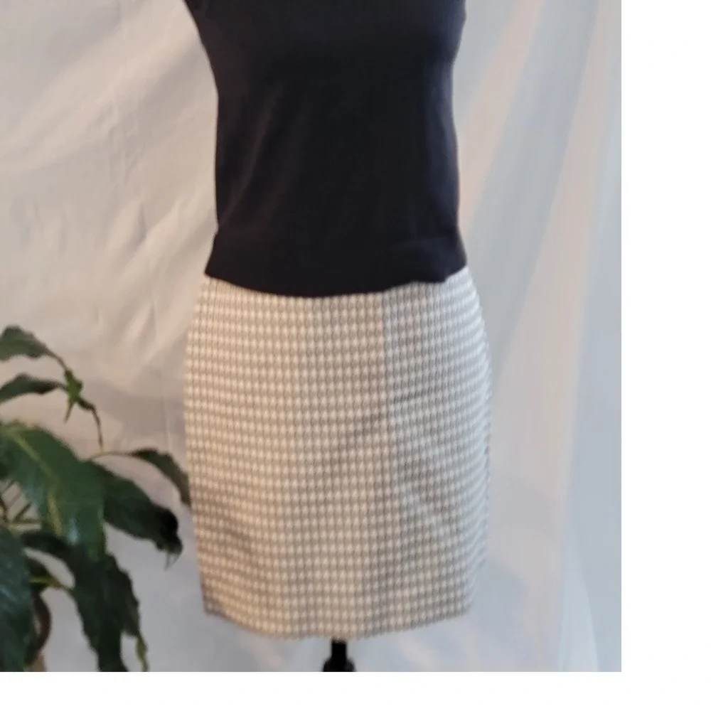 Ann Taylor Black White Geometric Oval Print Pencil Skirt Size‎ 4 Business Office